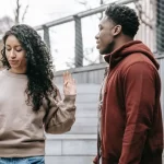 Ketahui 7 Sisi Positif yang Bisa Diambil Dalam Menjalin Hubungan Jarak Jauh