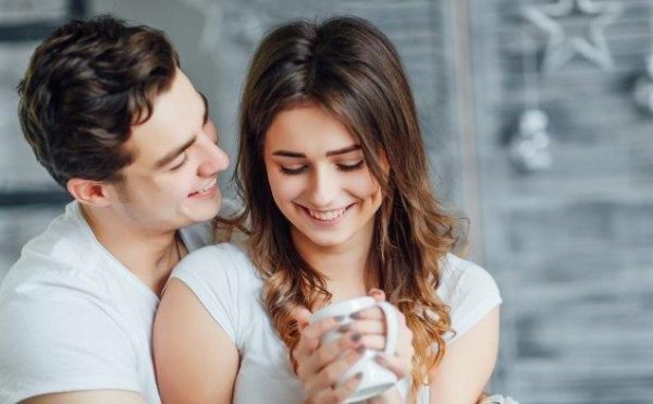5 Cara Agar Selalu Jatuh Cinta Kepada Pasangan Anda Meskipun Sudah Menjalin Hubungan Cukup Lama
